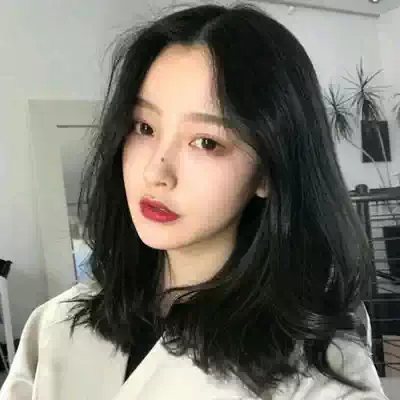 Net red wig of the same style Female long hair mid-point bangs natural realistic shoulder-length clavicle hair black student full headgear