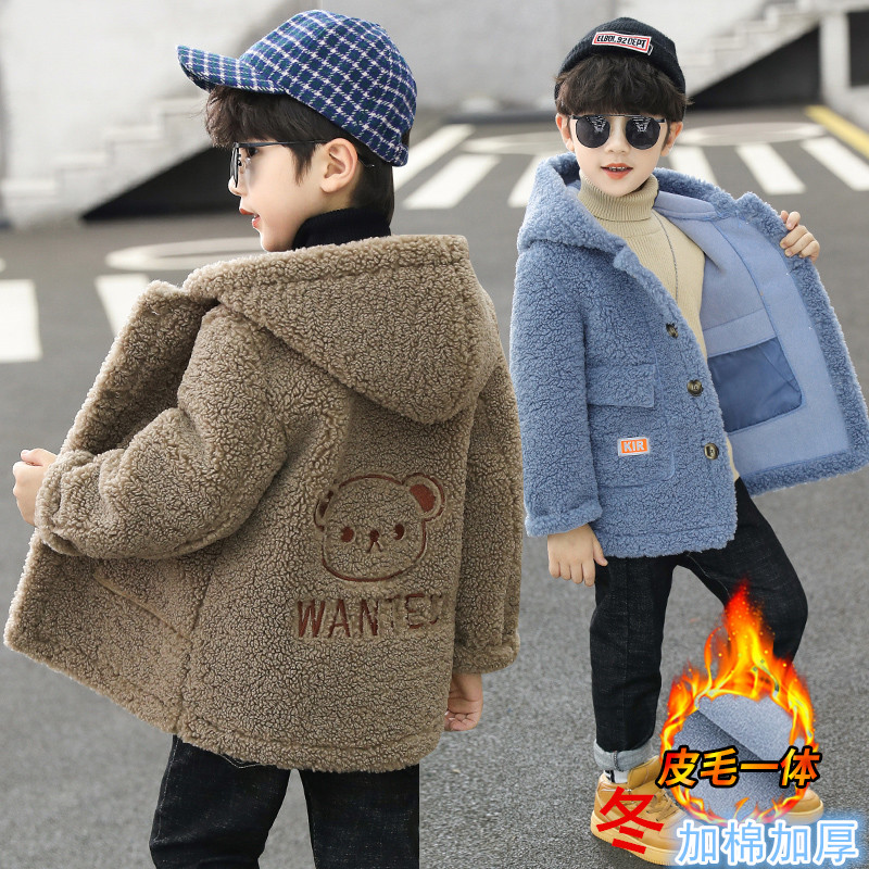 Children's lamb velvet jacket boys thickened autumn and winter wool sweater 2021 new western style middle-aged children's casual winter clothing trend