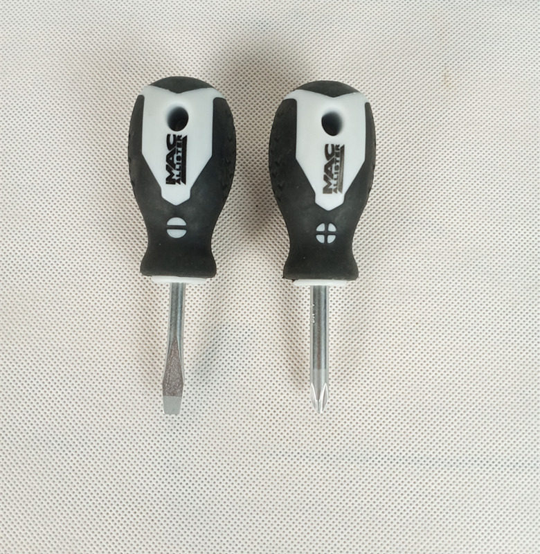 Foreign trade screwdriver screw driver head repair car screw hand screwing tool Roof head set out a pair of physical shot