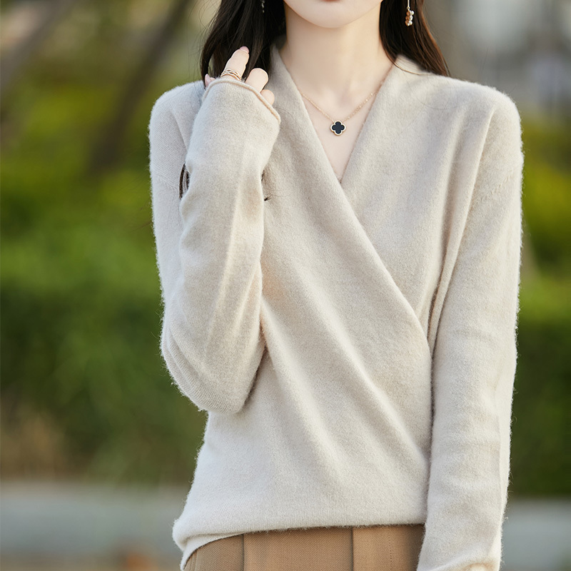 2024 Autumn/Winter New Cross V-Neck Pure Wool Sweater for Women, Kimono Style Long Sleeve Loose Cashmere Knitwear