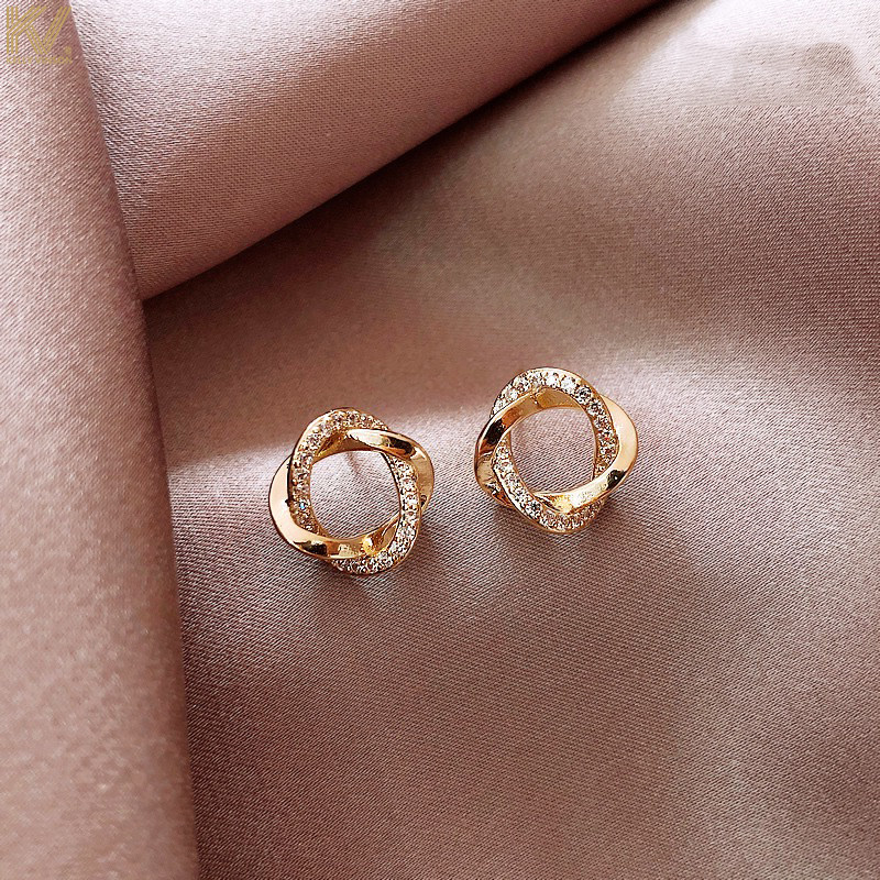 Earrings 2024 New wave minimalist about small ear nails female Korean temperament net red pure silver superior sense circle earrings-Taobao