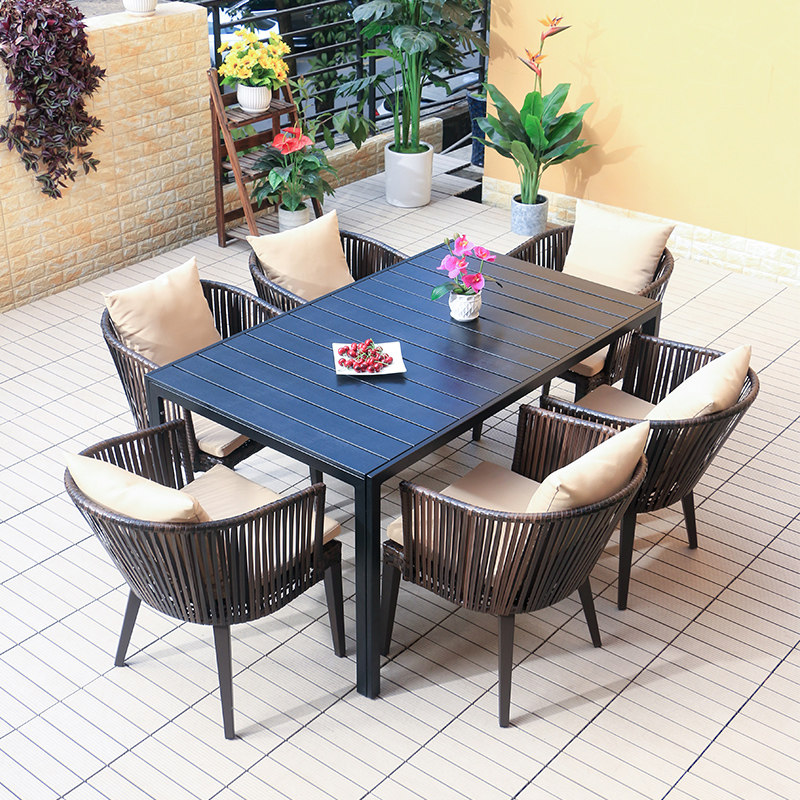 Outdoor rattan table and chair combination European-style leisure villa garden outdoor dining table outdoor open-air wrought iron balcony chair