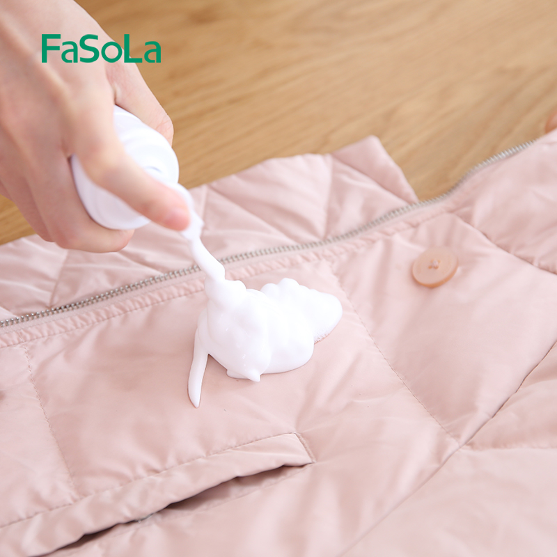 Down clothes dry lotion spray foam type clothes to stains cleaning clothes free of water cloth art sofa cleaning agents