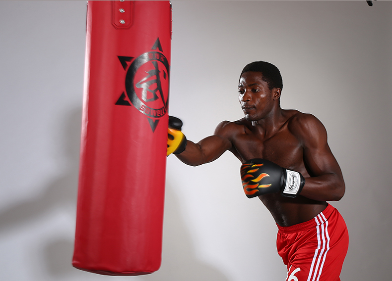 [Thương hiệu ủy quyền] boxing bao cát Sanda treo nhà võ thuật chuyên nghiệp chiến đấu Taekwondo rỗng bao cát găng tay mma