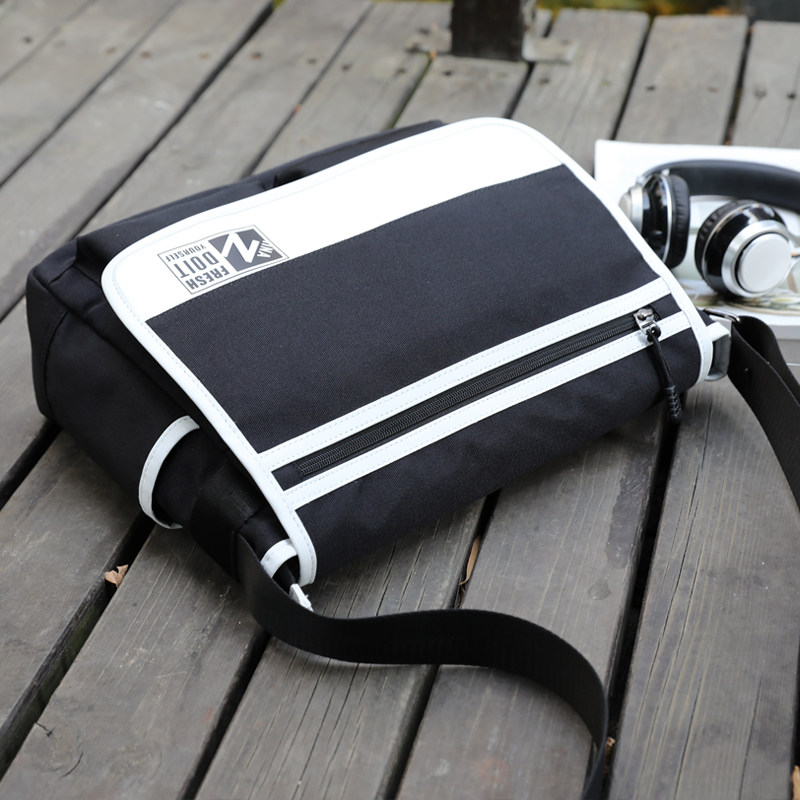 Large-capacity single shoulder bag bag men's tide Japanese postbag bag Backpack sports high school student bookbag canvas