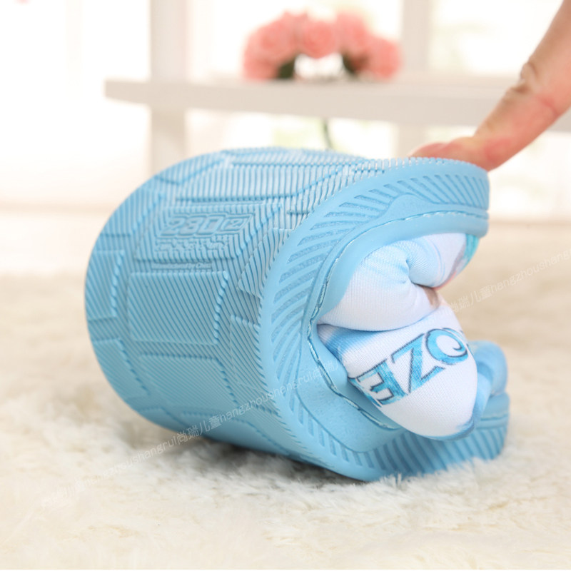 Pantoufles enfants en autre DISNEY pour hiver - semelle caoutchouc - Ref 1034228 Image 24