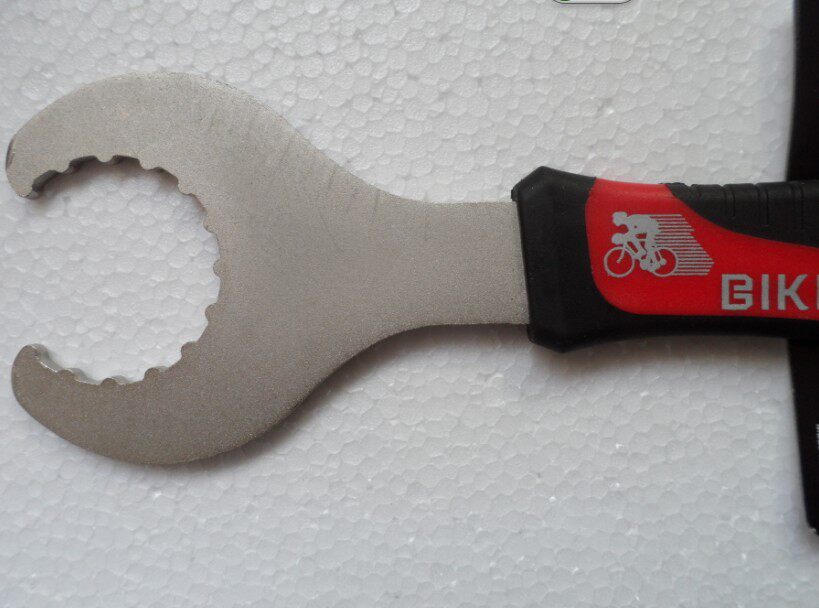 Clé pour réparation vélo BIKE HAND - Ref 2302992 Image 6