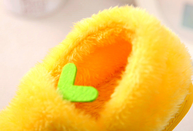 Pantoufles enfants en suède pour hiver - semelle caoutchouc - Ref 1033008 Image 48