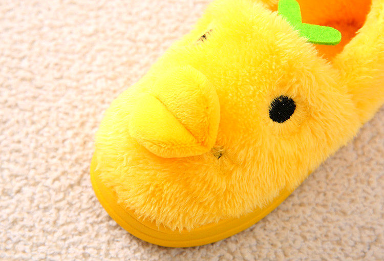 Pantoufles enfants en suède pour hiver - semelle caoutchouc - Ref 1033008 Image 47