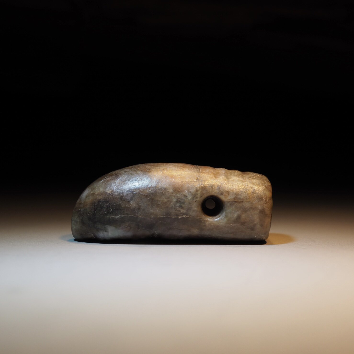 远古文化期早期玉蚕神高古玉老玉器吊坠真品标本河磨玉佩傻开门