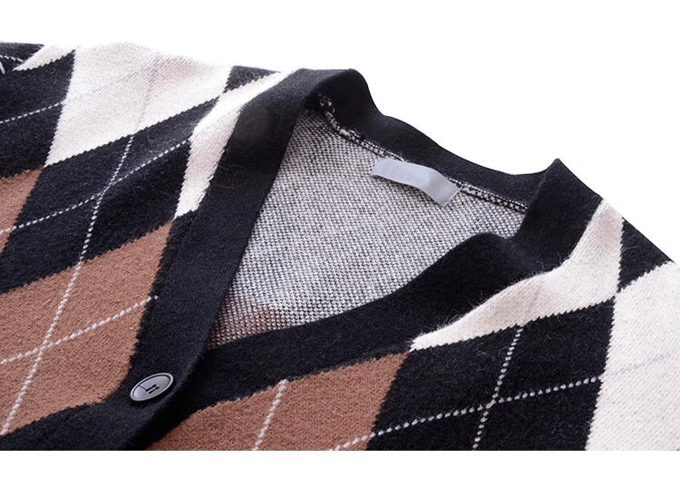Mùa xuân 2018 mới hốc hòm kim cương cardigan áo len nữ dài tay áo len lỏng lẻo áo khoác mỏng