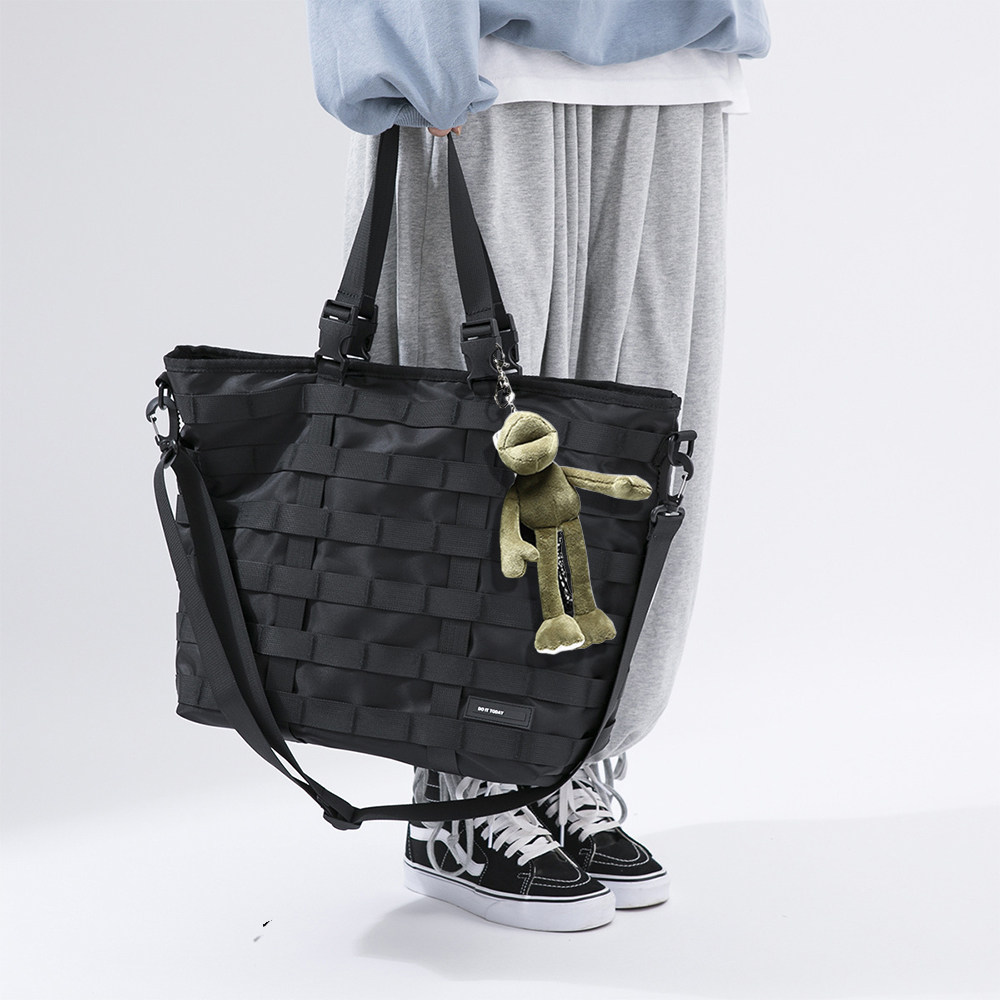 Air Force No. 1 Japanese Tide Single Shoulder Bag Man nylon cloth large capacity laptop package commuter Tot Pack