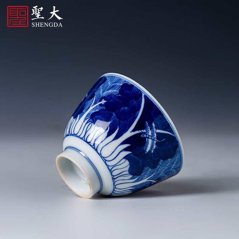 The big cup sample tea cup of pure hand - made ceramic kung fu jingdezhen blue and white cabbage masters cup tea set manually by hand