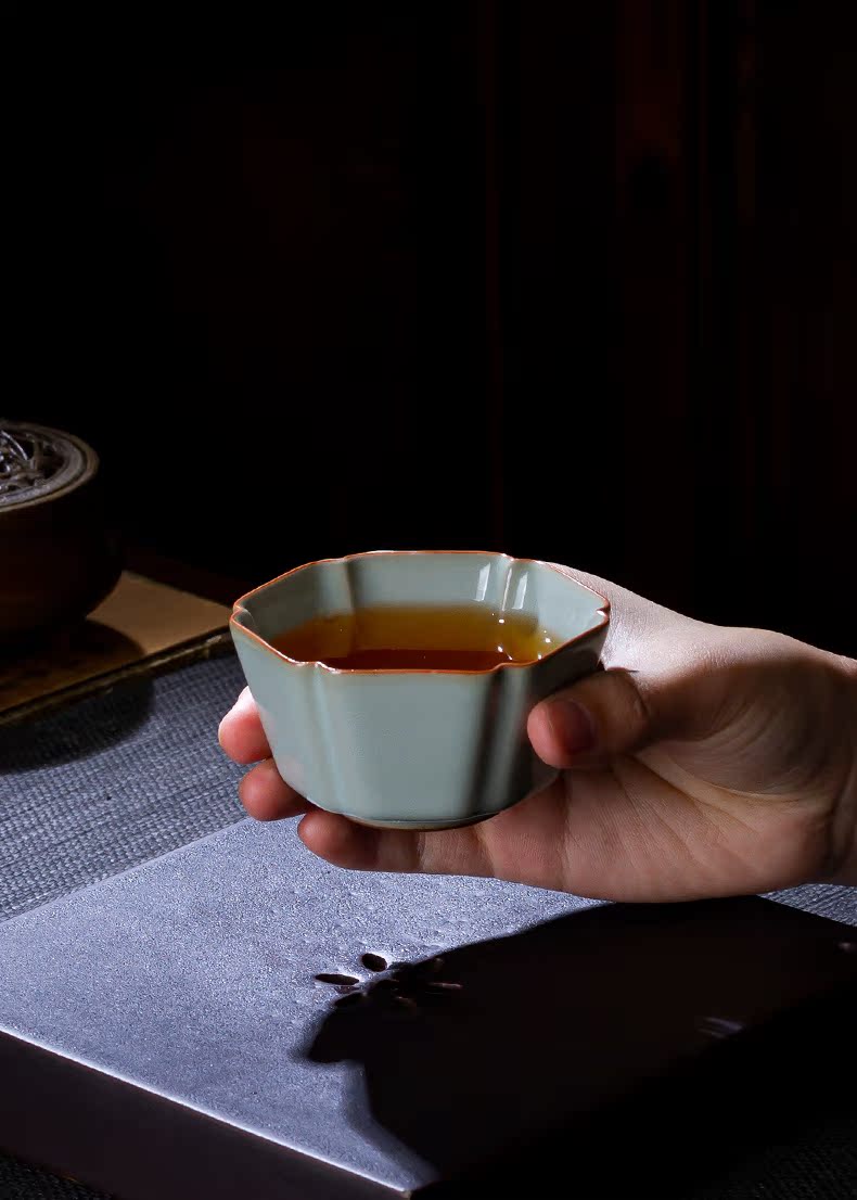Holy big ceramic kunfu tea sample tea cup by hand the up and the secret color porcelain flowers koubei masters cup of jingdezhen tea service by hand