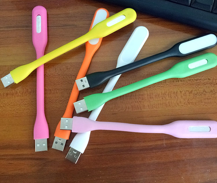 Sạc ánh sáng kho báu Bàn phím USB học bàn đèn LED cầm tay tiện lợi bảo vệ mắt tiết kiệm năng lượng đèn nhỏ bán buôn - USB Aaccessories cáp sạc usb type c