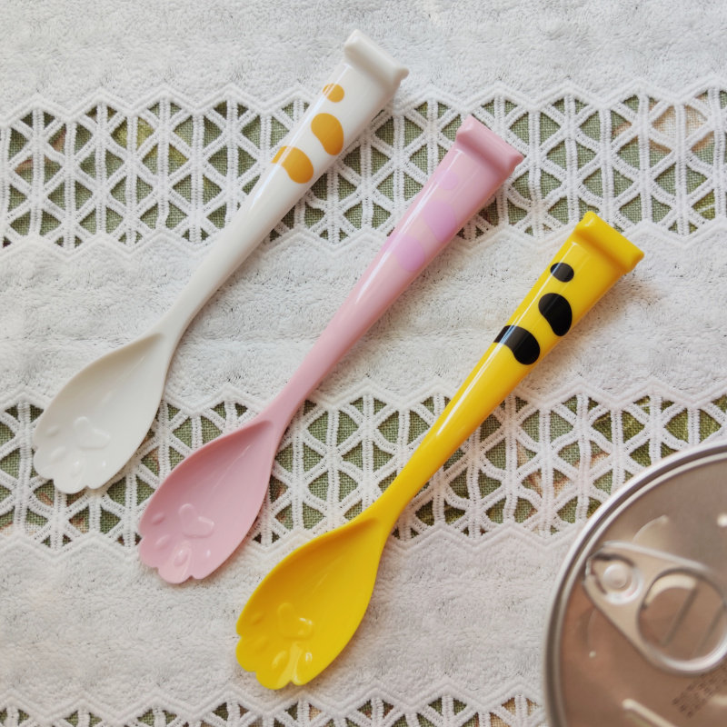 Japan imports canned sweet cat paw opener canned spoon meowanni canned spoon nylon cat stirred