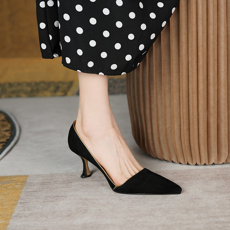 YCF chic sensible legs long ~ French commuter pointed fine heel high heel shoes female spring autumn new genuine leather light mouth single shoes