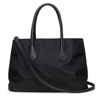 Черная молния YKK 𫔀