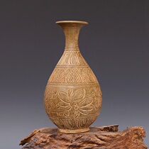 Southern Song Yaozhou kiln carved lotus peony pattern jade pot Spring bottle antique porcelain antique antique porcelain collection