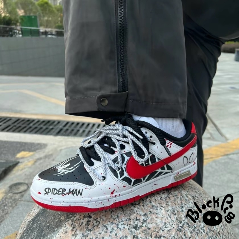 Customized Sneakers Nike Dunk Low Parallel Universe Spider-Man Splash-Ink Deconstructed Black and Red Low-Top Sneakers for Men and Women