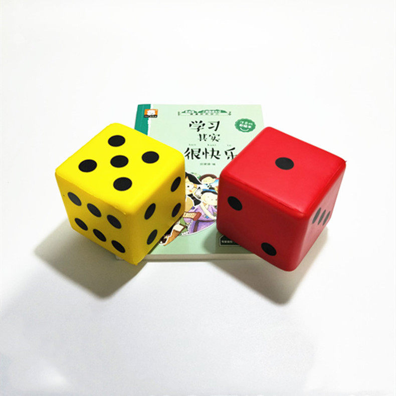 Large 8cm sponge game dice flying chess props color kindergarten culture and education aid toy sieve