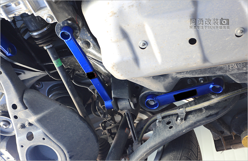 xe điện cân bằng cũ 15-18 Toyota Highlander khung gầm gia cố sửa đổi gia cố cơ thể gia cố gia cố thanh cân bằng Hanlanda hàng đầu - Smart Scooter ván điện cân bằng