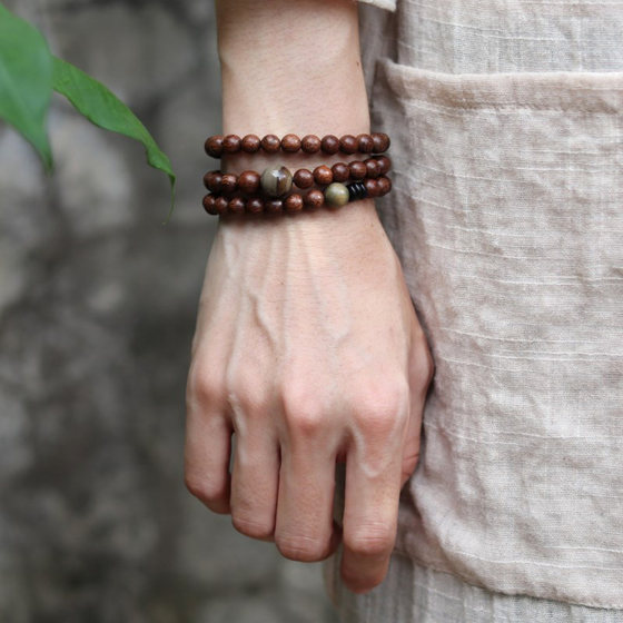 Gold silk sandalwood wood small fresh Buddhist beads bracelet literary couple men and women retro hand beads agate coconut shell multi-circle bracelet