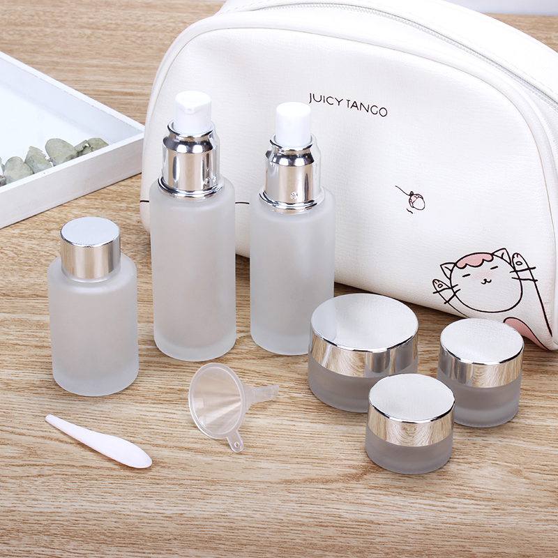 Cosmetics sub-bottling set glass portable travel travel high-end skin care products press spray trial bag empty bottle