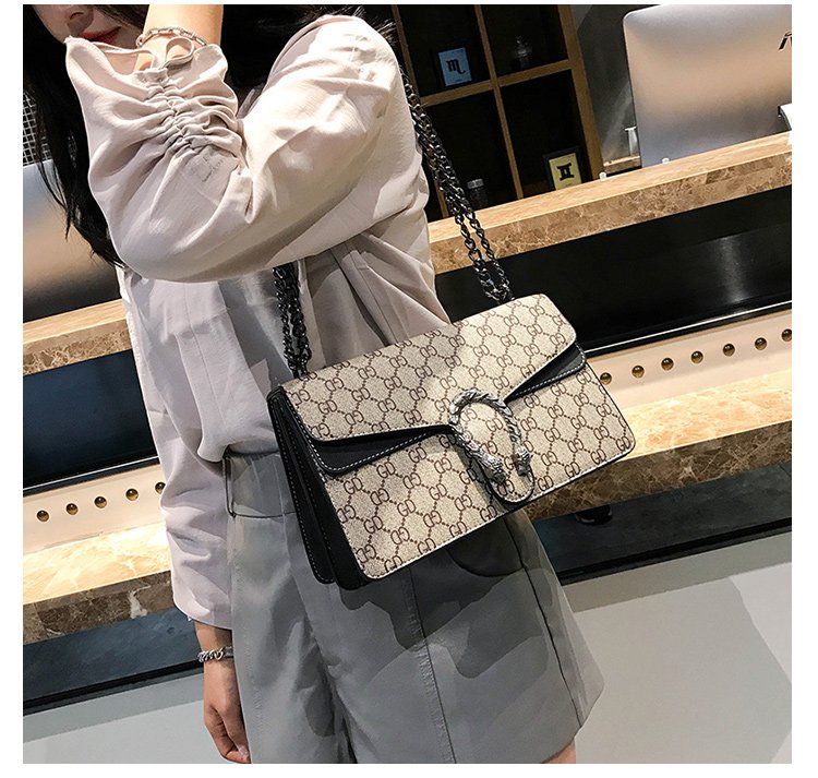 Summer small bag female 2018 new chain bag god bag small backpack female ins super fire single shoulder Messenger bag