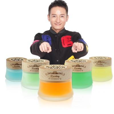 车载香水固体香膏持久淡香车内摆件