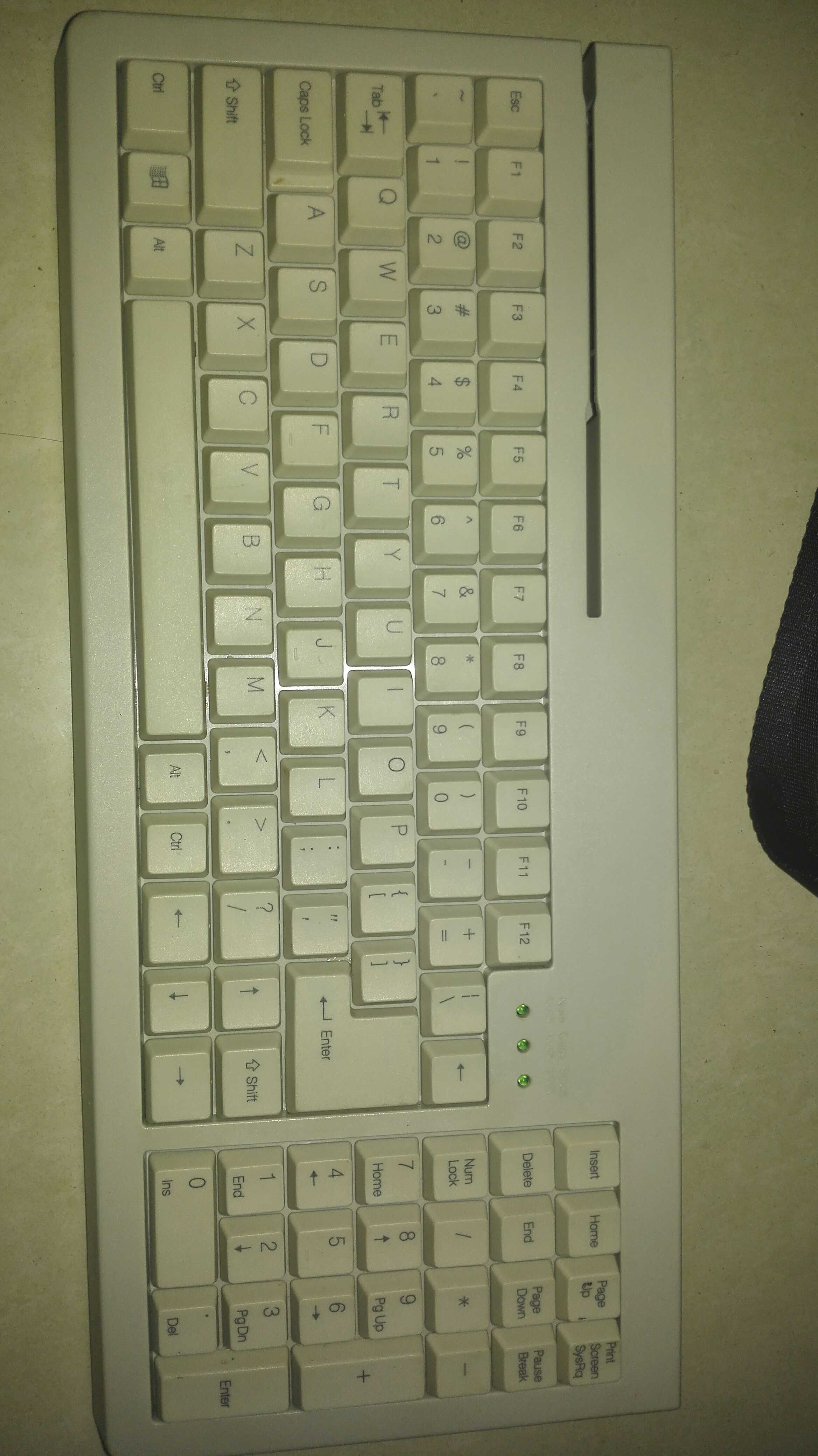 Quality 101p cashier with silver keyboard clear white gold