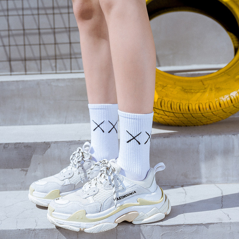 Socks Woman Midbarrel Socks Black Socks Men's Pure Cotton Korean Version Ins Tide Pure Color Long Socks Long Barrel Sports Autumn And Winter