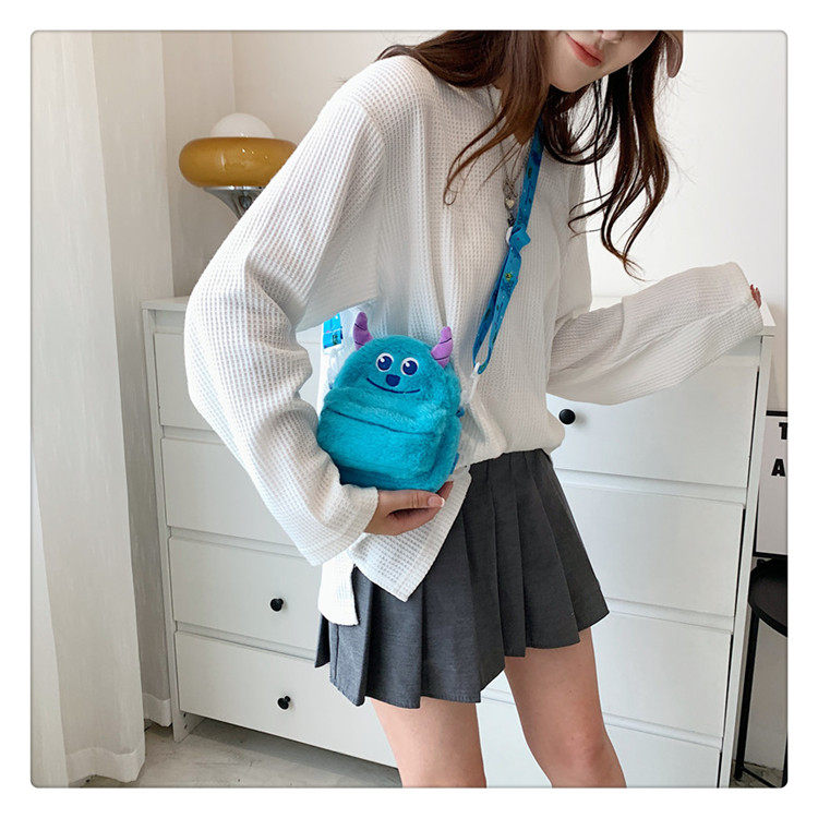 Детская сумка на ремне 两用小熊儿童斜挎包女孩毛绒可爱宝宝包包出游女童零钱单肩手机包