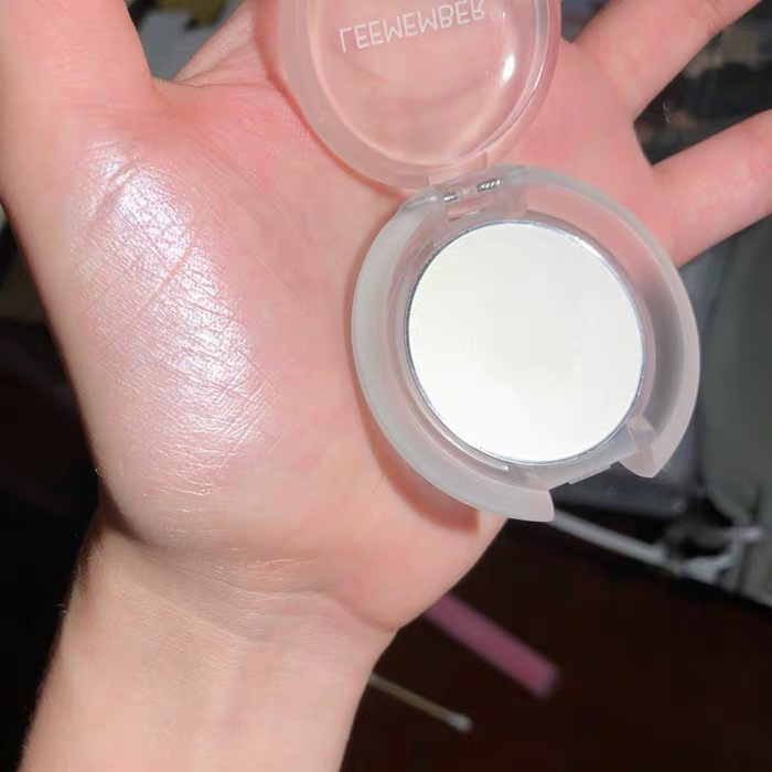 The tears are gone, ugh ~ Leemeber Lai Meng Meng matted with high light and bright decree texting parity small wt905 nature