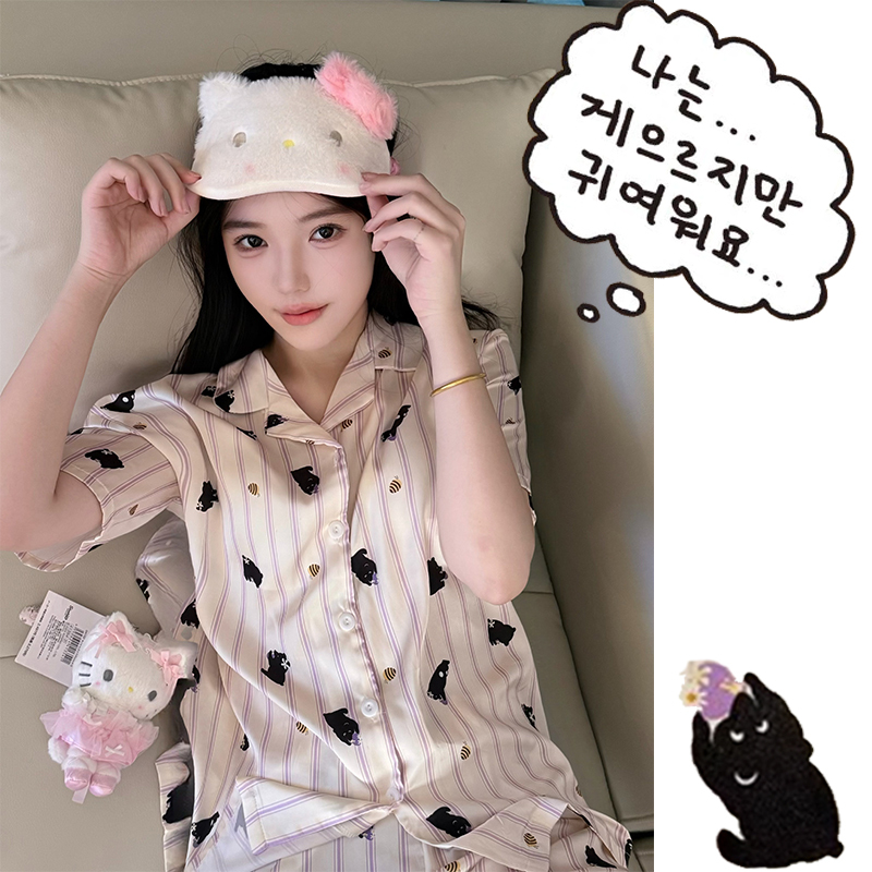 Yu Shuxin's Same Style Ice Silk Pajamas for Women, Summer 2026 New Short-Sleeved Set with Built-In Bra Pads, Thin Home Wear Set Yu Shuxin's Same Style Ice Silk Pajamas for Women, Summer 2026 New Short-Sleeved Set with Built-In Bra Pads, Thin Home Wear Set