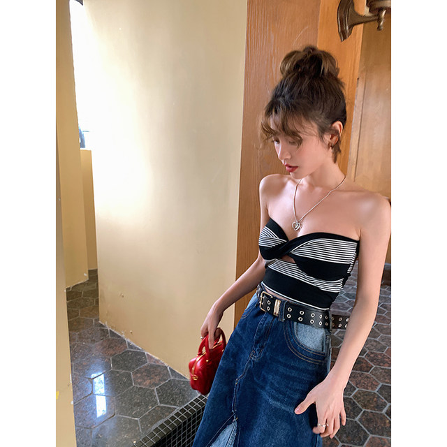 DULA Haohaojia short tube top vest for women 2024 in early spring new slim slim hot girl top