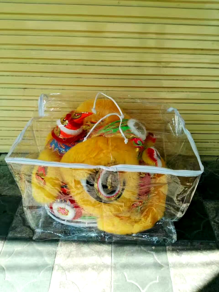 Wave guitar wake lion head bag South lion lion dance lion head bag Foshan South Lion packaging bag Lion dance plastic bag
