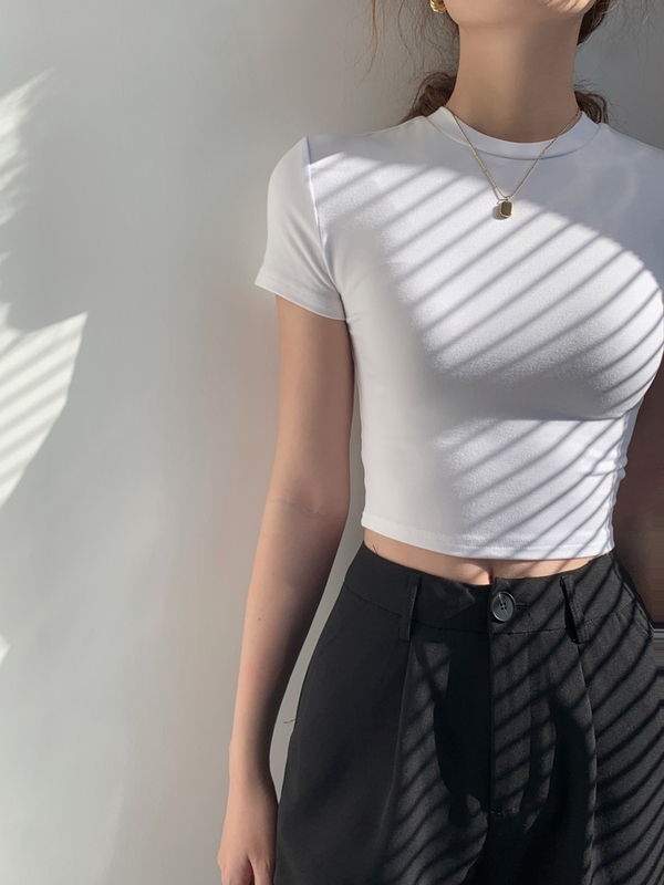Spring and Summer Tight-Fitting Pure Desire Style Small High-Neck Short-Sleeve T-Shirt for Women, Slim Fit Layered High-Waisted Short Crop Top for Hot Girls