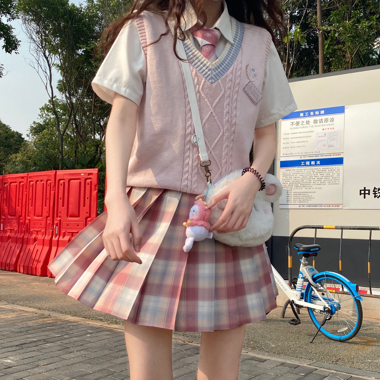 Spring and autumn V-collar vest sleeveless sweater jk uniform women knitted vest sweet College Japanese women Summer pink