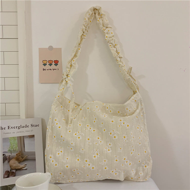 White Rabbit's New Daisy Cotton and Hemp Shoulder Bag Literature and Art Small Fresh Cloth Bag Student Canvas Bag Slung