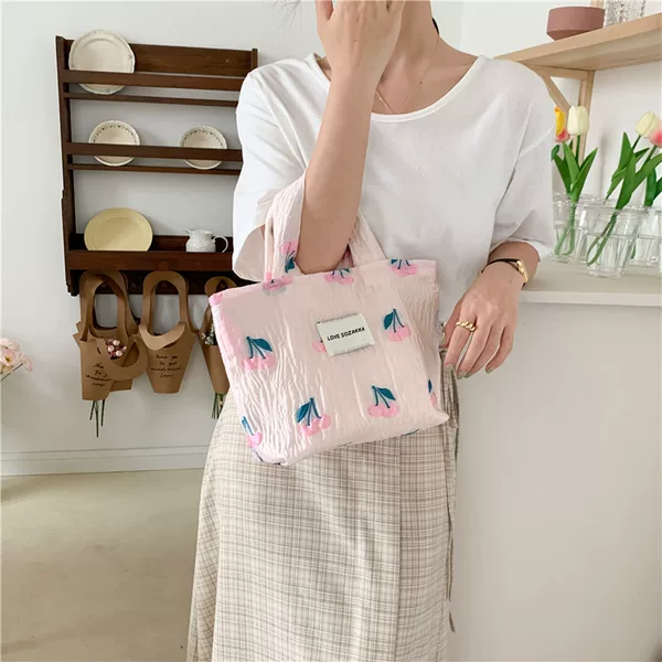 Товары от 小白兔几