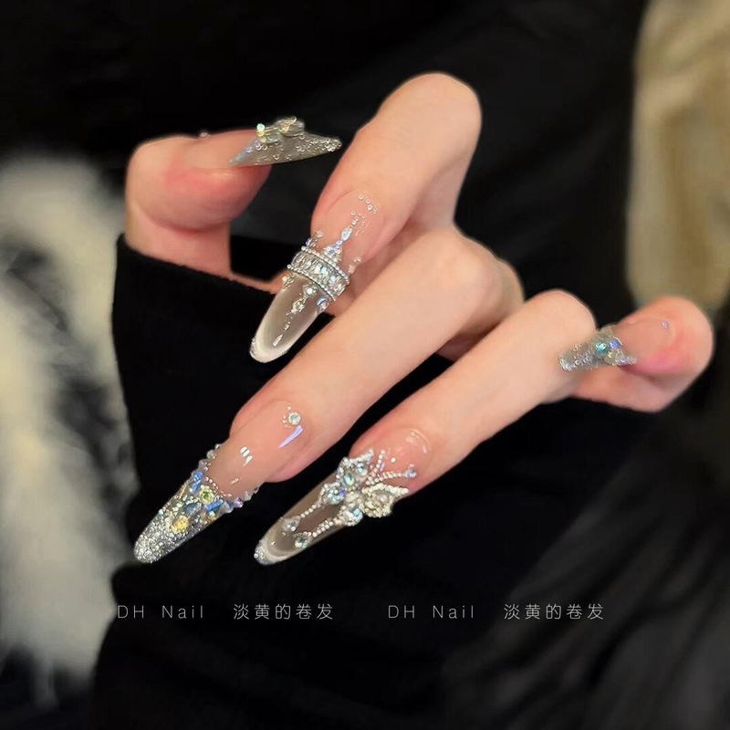 "Flower Crown Flash Butterfly" Dazzling White Moonlight Cat-Eye Handmade Wearable Nails with 3D Butterfly Design, Elegant and Complexion-Enhancing Nail Stickers "Flower Crown Flash Butterfly" Dazzling White Moonlight Cat-Eye Handmade Wearable Nails with 3D Butterfly Design, Elegant and Complexion-Enhancing Nail Stickers