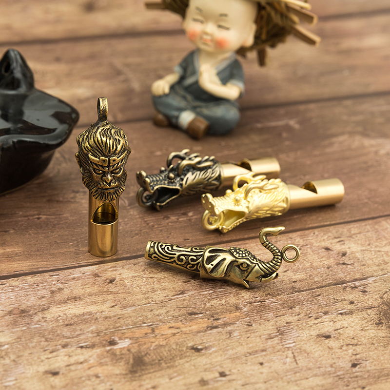 Pure copper key button creative car key ring outdoor for the Japanese whistle faucet hanging tap package pendant personality