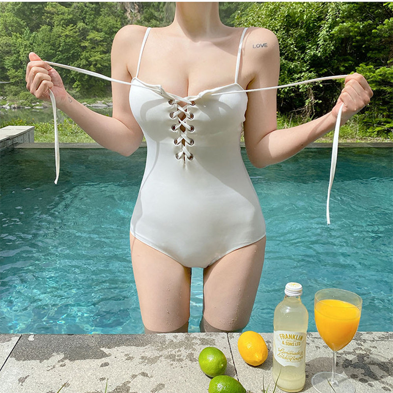 Swimsuit women's tennis red new even body triangle Sexy small chest pure color Slim Veil Bikini Spa Holiday Swimsuit