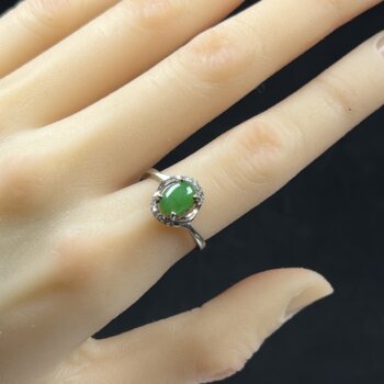 Natural jade fine jewelry burmese jade jade spicy green cabochon ring 925 silver live buckle new style