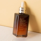 Нет, черт возьми!SF Estee Lauder Anr 7th Generation маленькая коричневая бутылка Специальная увлажняющая эссенция 100 мл мышечной основы