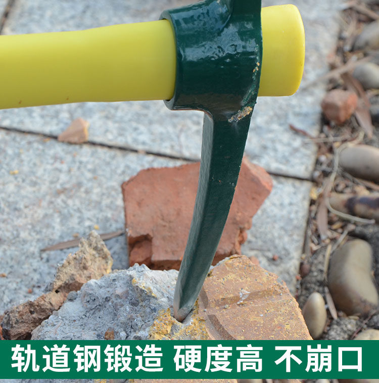 户外探险必备神器！纯锰钢多功能小洋镐，挖土挖桩轻松搞定！️