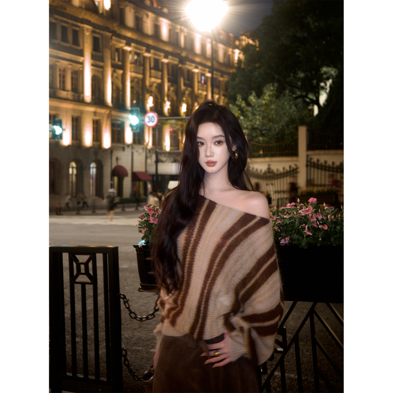 Youwei【Private Dusk】Early Autumn Asymmetrical Long Sleeve Top for Women 2026 New Striped Knitwear