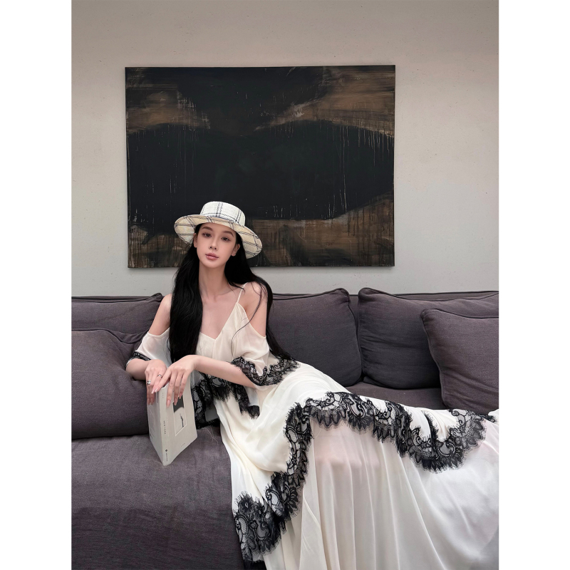 Youwei【Silk Dream Good Night Dress】Stunning and Unique Dress 2026 New Lace Patchwork Nightgown