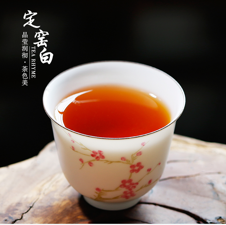 Kung fu tea cup three frequently hall jingdezhen ceramic sample tea cup hand - made twelve flora cup tea set S42011